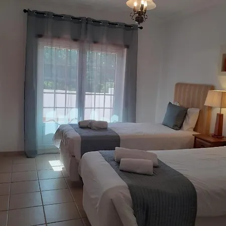 Prázdninový dům Casa Da - Golf D'el Rey Amoreira (Leiria)